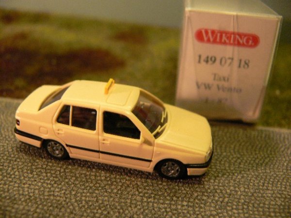 1/87 Wiking VW Vento Taxi 149 07