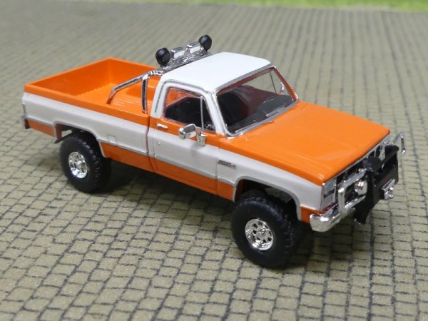 1/87 Brekina GMC Sierra Grande orange 19656