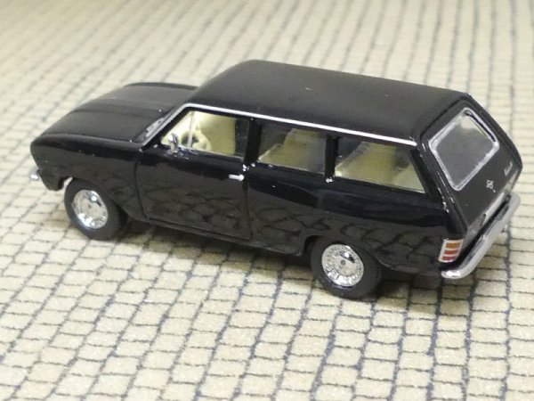 1/87 Brekina Opel Kadett B Caravan schwarz 20439