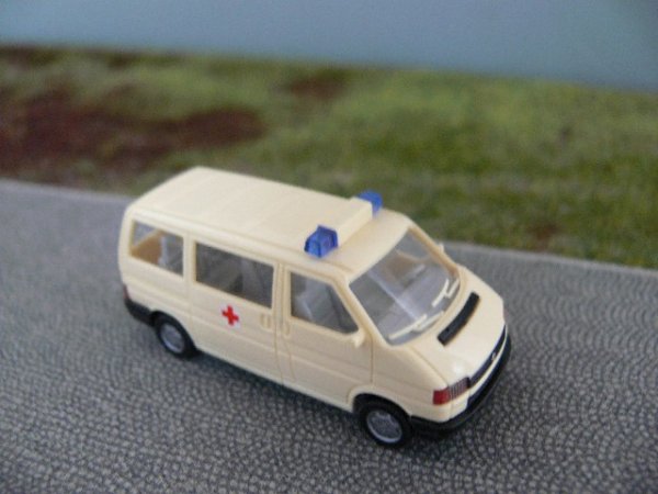 1/87 Wiking VW T4 DRK Deutsches Rotes Kreuz Bus 320 01 B