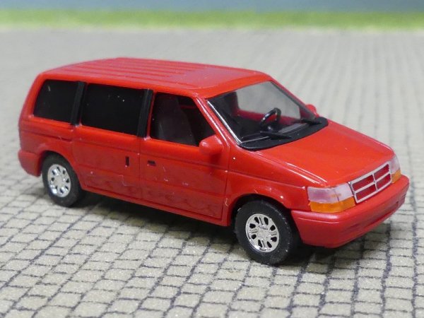 1/87 Busch Chrysler Voyager rot 44614