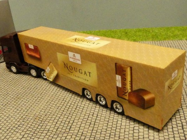 1/87 Herpa Scania R09 NIEDEREGGER NOUGAT Koffer Sattelzug