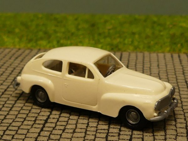 1/87 Busch Volvo 544 hellbeige