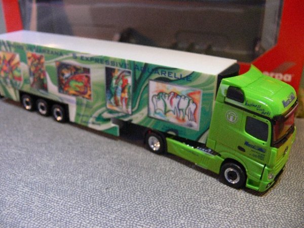 1/87 Herpa MB Actros G Wirtz Art Truck Gigaspace Kühlkoffer-SZ 304276