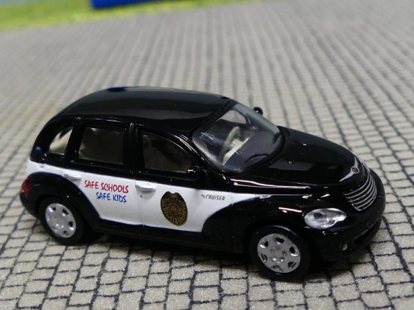 1/87 Ricko Chrysler PT Cruiser School Rescource Officer 38961