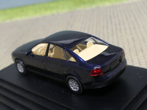 1/87 Wiking Audi A6 dunkelblau 132255dbl