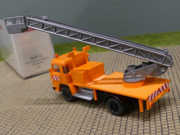 1/87 Wiking Magirus Hebebühnenwagen 0644 01