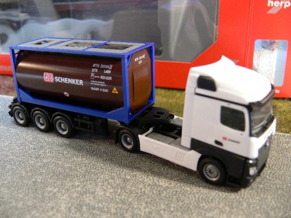 1/87 Herpa MB Actros Streamspace 2.5 DB Schenker Tankcontainer-SZ 306911