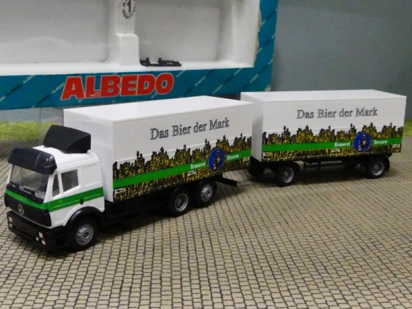 1/87 Albedo MB SK Brauerei Dessow Koffer-Hängerzug 299001