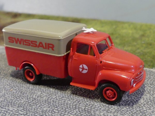 1/87 Brekina Opel Blitz Koffer Swissair 93514