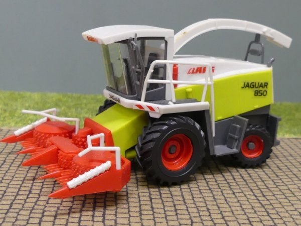 1/87 Kibri Claas Jaguar 850 mit Maismähervorsatz Fertigmodell 12224