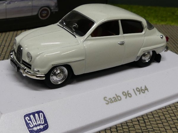 1/43 Saab 96 hellgrau 1964 LM02