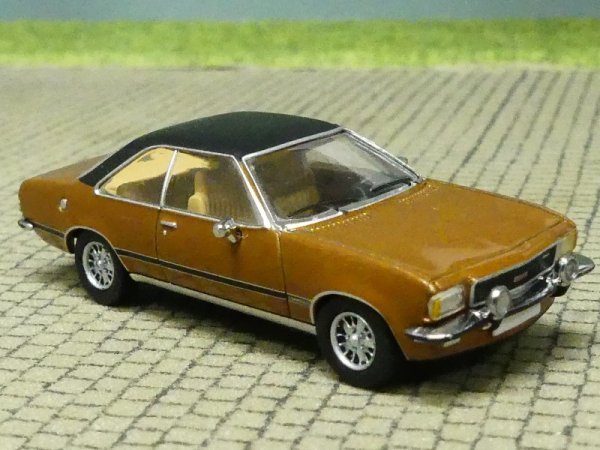 1/87 PCX Opel Commodore B Coupe braunmetallic / mattschwarz 870346