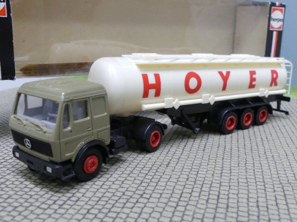 1/87 Herpa MB S 80 Hoyer Tank-Sattelzug 806 206