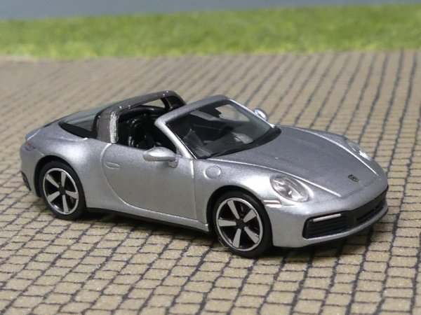 1/87 Minichamps Porsche 911 Targa 4S 2020 silber 870 069062