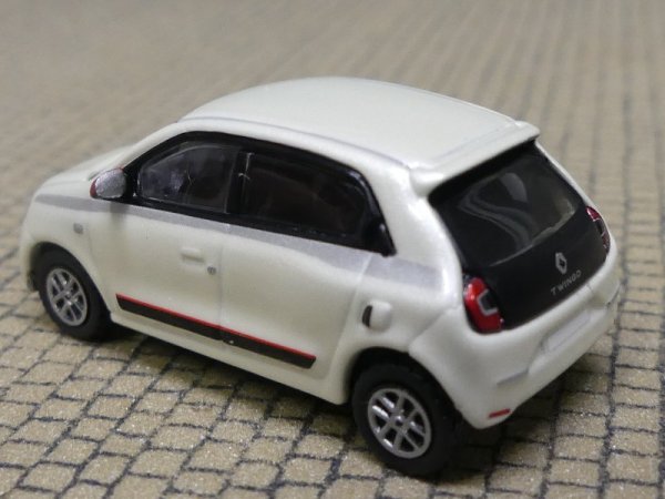 1/87 PCX Renault Twingo III white 870370