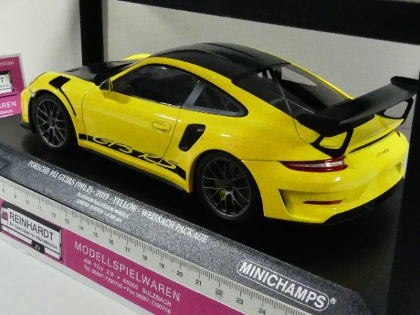 1/18 Minichamps Porche 911 GT3 RS 991.2 2019 Weissach Package gelb 155 068221