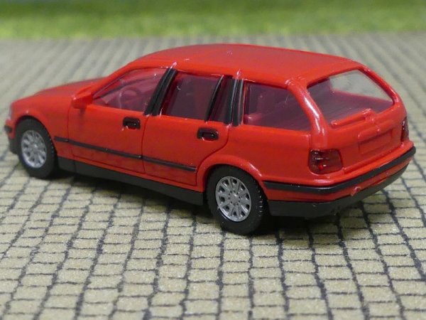 1/87 Wiking BMW 3er Touring rot 199 02