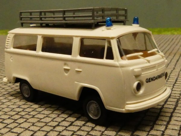 1/87 Brekina VW T2 Gendarmerie weiß Österreich Bus