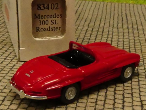 1/87 Wiking MB 300 SL Roadster rot 834 02 B