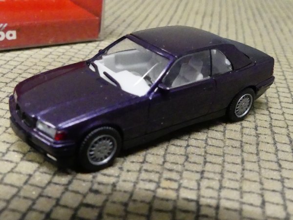 1/87 Herpa BMW 325 Cabrio Hardtop dunkellila metallic 032070