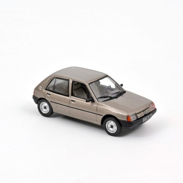 1/43 Norev Peugeot 205 GL 1988 hellbraun 471724