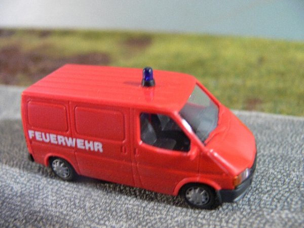 1/87 Rietze Ford Transit Feuerwehr Kasten