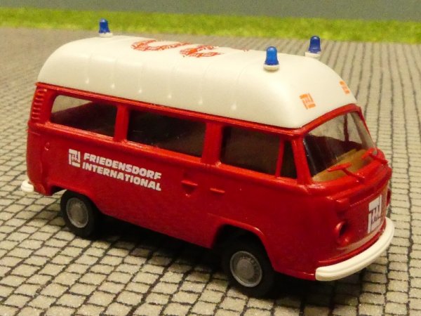 1/87 Brekina VW T2 HD Friedensdorf International Dachdruck 30 Bus #226