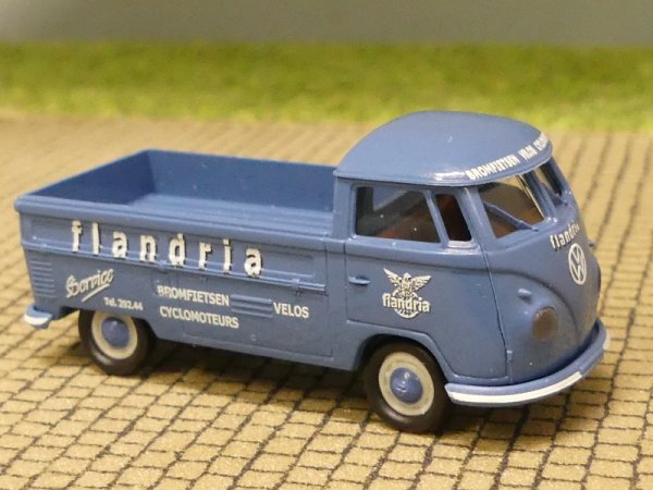 1/87 Brekina # 2140 VW T1 b Pritsche Flandria