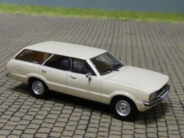 1/87 PCX Ford Taunus TC 2 Turnier beige 870155