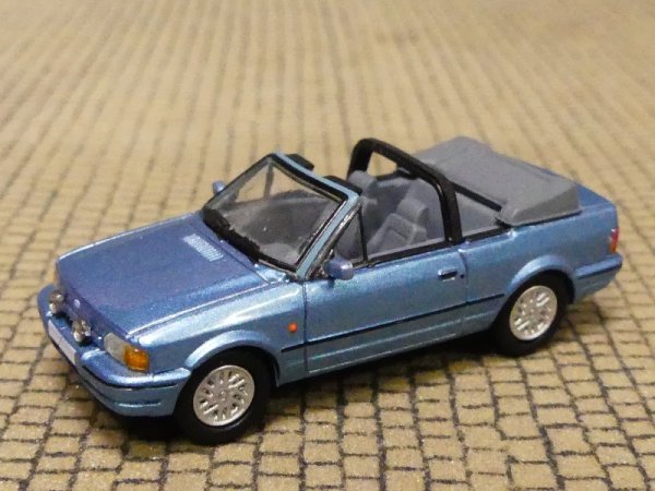 1/87 PCX Ford Escort IV Cabrio light blue metallic 870158