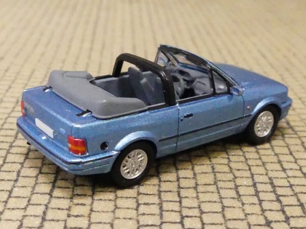 1/87 PCX Ford Escort IV Cabrio light blue metallic 870158