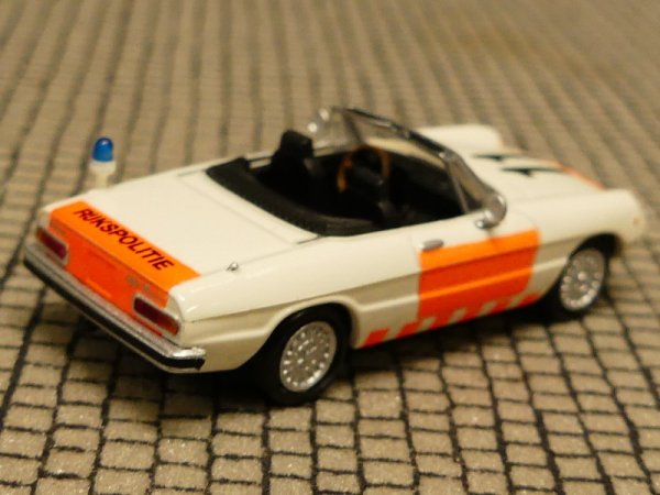 1/87 Brekina Alfa Romeo Spider # 11  Rijkspolitie 29603