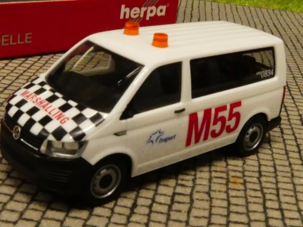 1/87 Herpa VW T6 Multivan Fraport Marshalling 094399