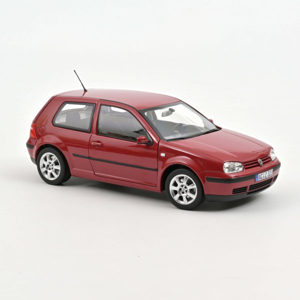 1/18 Norev VW Golf 2002 Red 188573