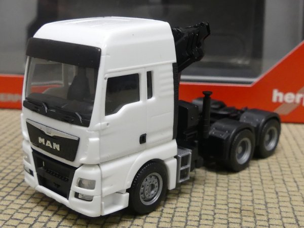 1/87 Herpa MAN TGX GX Zugmaschine weiß 313117