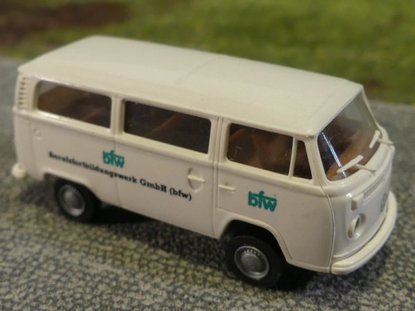 1/87 Brekina VW T2 Bus bfw Berufsfortbildungswerk GmbH