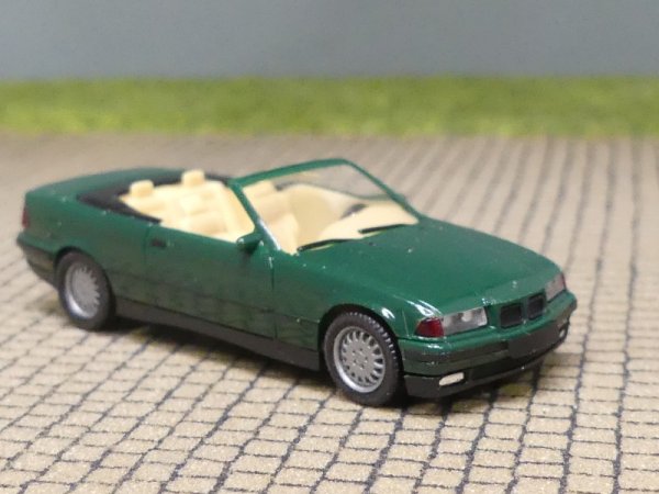 1/87 Herpa BMW 325i Cabrio dunkelgrün 021388