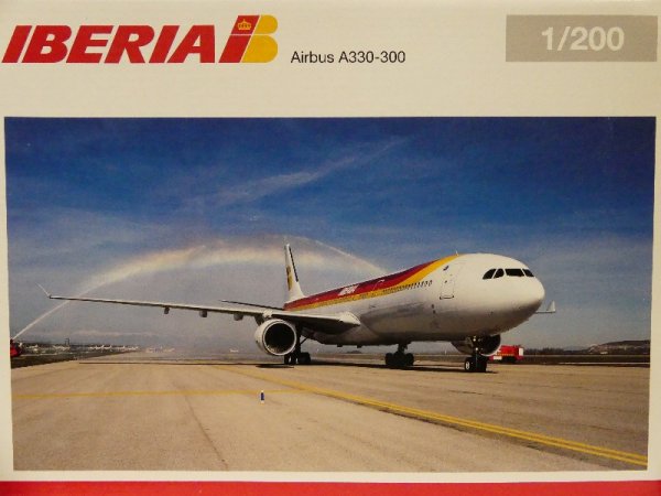 1/200 Herpa Iberia Airbus A330-300 EC-LUB 555722