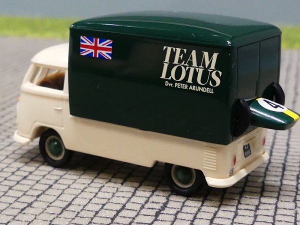 1/87 Brekina # 2068 VW T1 b Lotus Großraumkoffer 32456