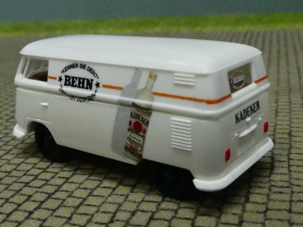 1/87 Brekina # 1723 VW T1 b Behn/Kadeker Kasten 32662