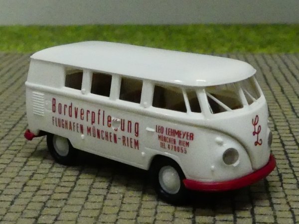 1/87 Brekina # 1733 VW T1 b Flughafen München Modellbahn 2015