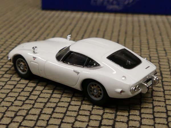 1/87 Ricko Toyota 2000 GT weiß RHD 38216