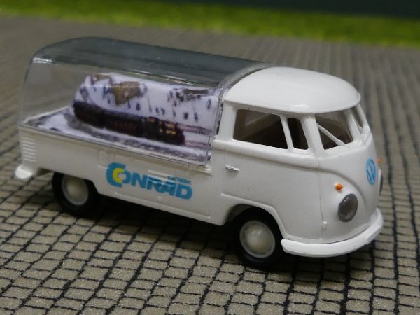 1/87 Brekina # 2065 VW T1 b Conrad Präsentation mit Glaskuppel