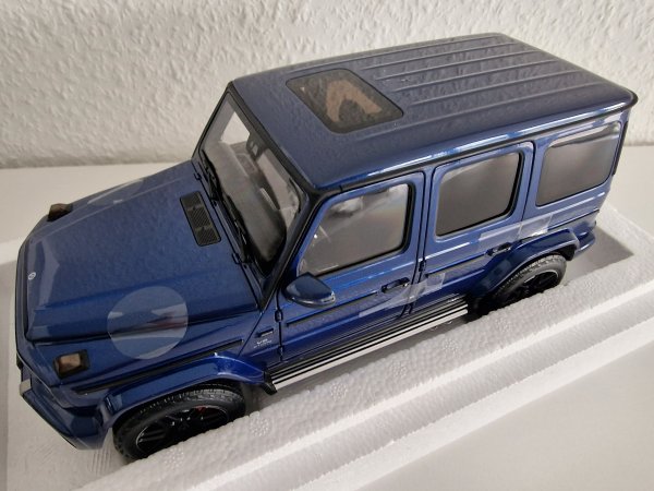 1/18 Minichamps Mercedes AMG G63 2018 Blue Metallic 110 037061