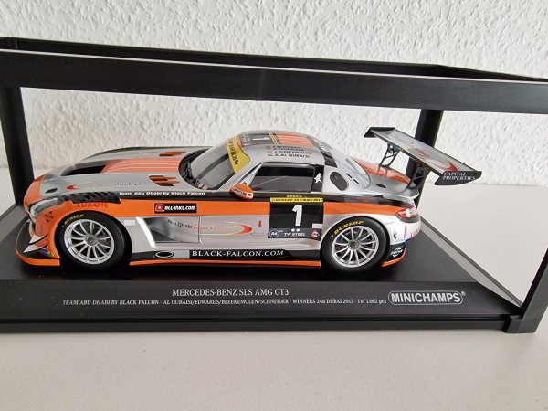 1/18 Minichamps MB SLS AMG GT3 Team Abu Dhabi by Black Falkon 2013 151 133101