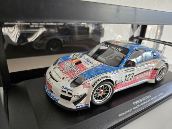 1/18 Minichamps Porsche 911 GT3 R Mühlner Motorsport 24h Spa 2001 151 118923