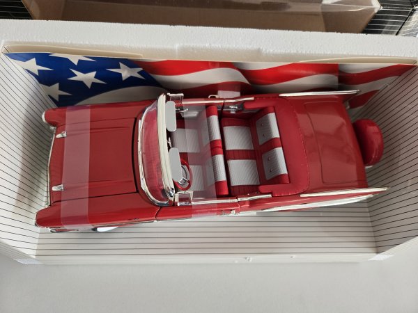 1/18 Ertl Chevy Bel Air 1957 rot 7490