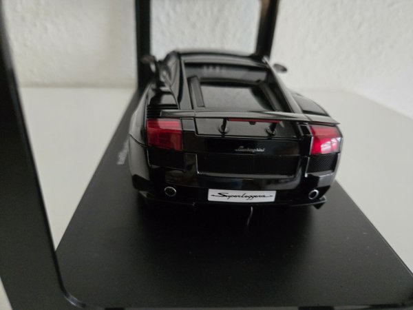 1/18 AUTOart Lamborghini Gallardo Superleggera schwarz metallic 74582