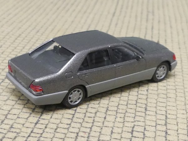 1/87 Herpa MB 600 SEL grausilber metallic grau 3094